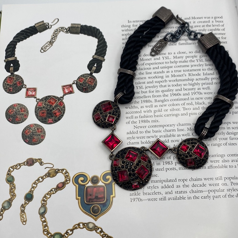 Vintage Rare ,Beautiful set of Saint Laurent vintage chokers - Picture 1 of 7